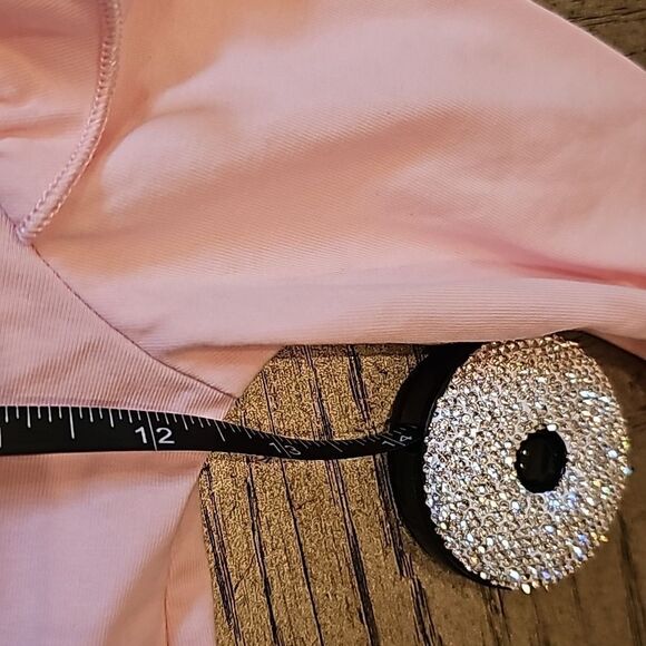 Pink long sleeve ruffle top 4-5T - Picture 5 of 10